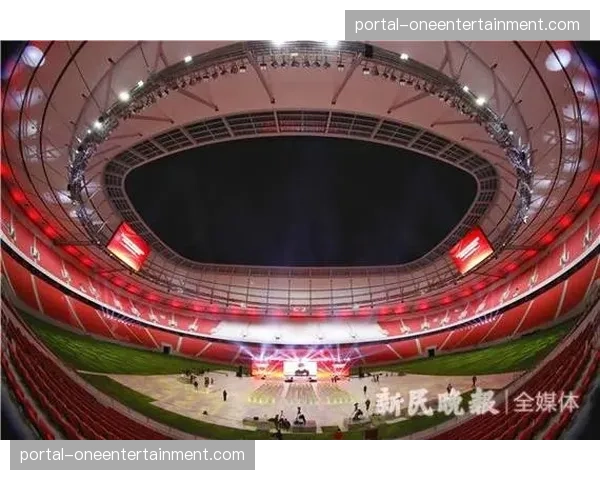 浦东足球场升级照明系统，为夜间比赛高清转播与数据分析提供支持